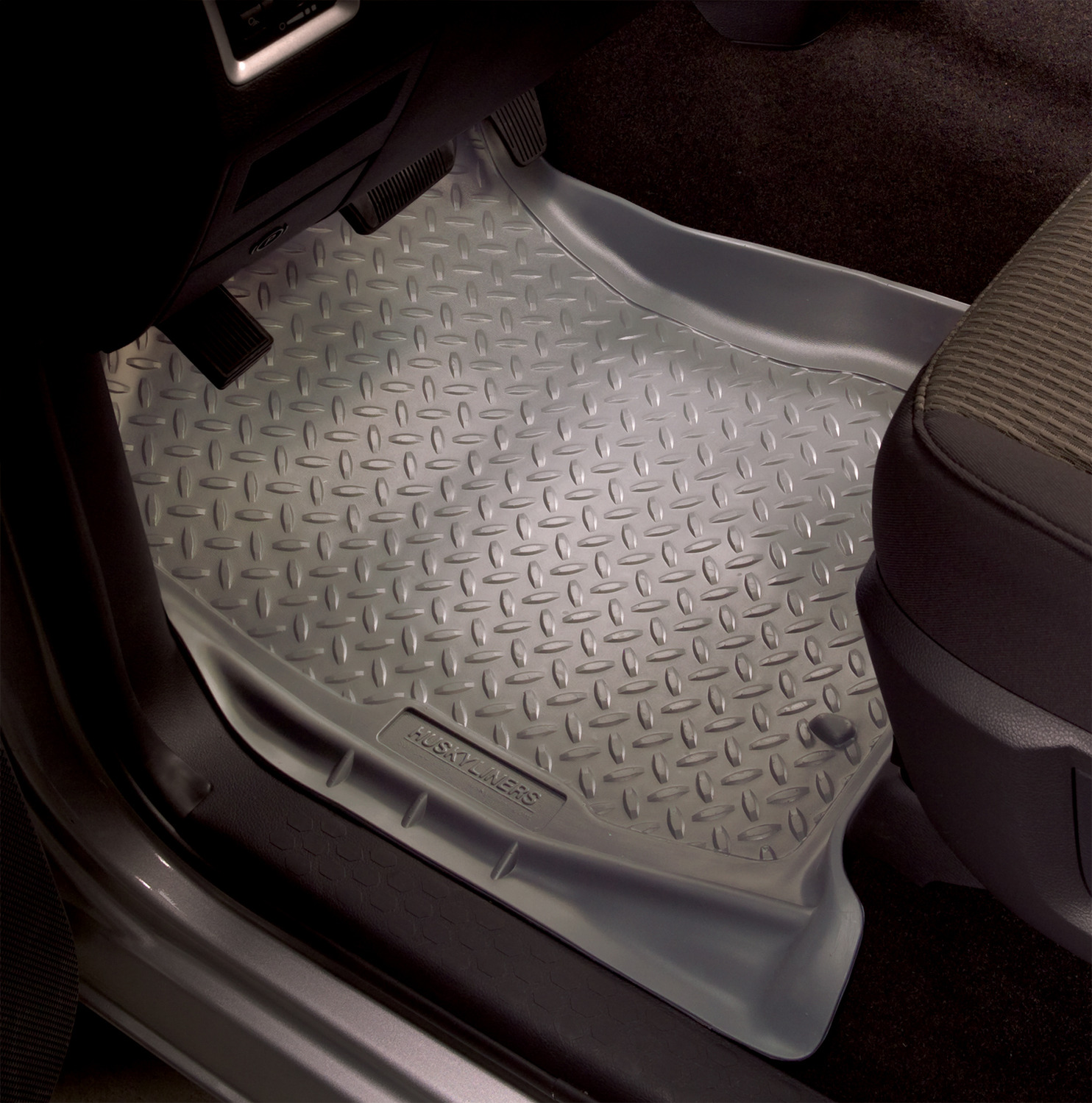 ford excursion 2004 floor liners